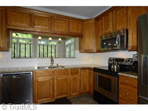 1849 Runner Stone Dr, High Point, NC 27265 photo 17