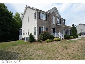 1849 Runner Stone Dr, High Point, NC 27265 photo 3