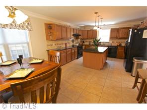 7630 Rolling Oak Ct, Clemmons, NC 27012 photo 6