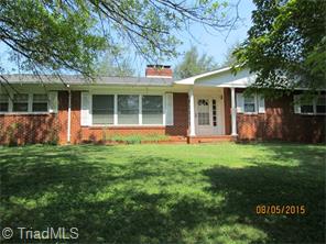 3837 E Pine St, Mount Airy, NC 27030 photo 1