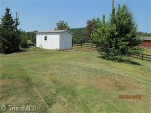 3837 E Pine St, Mount Airy, NC 27030 photo 10