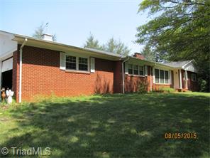 3837 E Pine St, Mount Airy, NC 27030 photo 3