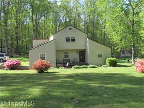 369 Valley Dr, Winston Salem, NC 27107 photo 1