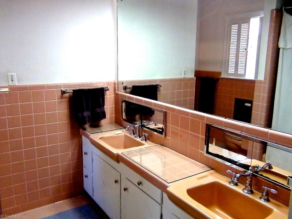 1600 Davidson Rd, High Point, NC 27262 photo 13