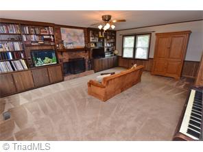  5622 Northlake Dr, Greensboro, NC 27410 photo 10