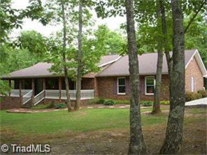 139 Lilly Ln, Lowgap, NC 27024 photo 1