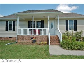 581 Saddlebred Loop, Stokesdale, NC 27357 photo 3