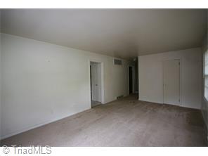 3734 Rolling Rd, High Point, NC 27265 photo 2