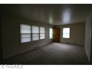 3734 Rolling Rd, High Point, NC 27265 photo 13