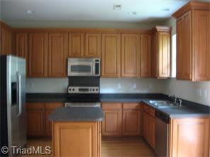 3905 Tarrant Trace Cir, High Point, NC 27265 photo 7