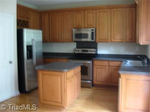 3905 Tarrant Trace Cir, High Point, NC 27265 photo 8