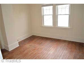 811 Carrick St, High Point, NC 27262 photo 4