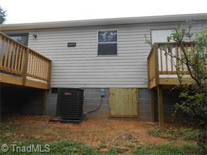 1055 Pine Tree Dr, Pinnacle, NC 27043 photo 4