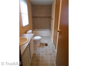 1055 Pine Tree Dr, Pinnacle, NC 27043 photo 17