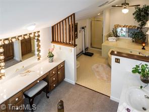 1807 Chestnut Dr, High Point, NC 27262 photo 21