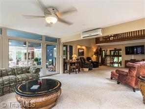 1807 Chestnut Dr, High Point, NC 27262 photo 11
