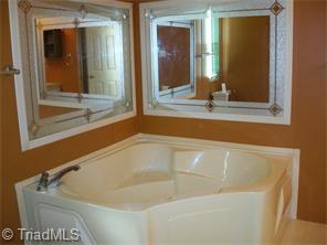 112 Robys Rd, King, NC 27021 photo 6