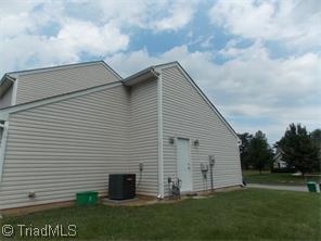 1216 Hampton Park Dr, High Point, NC 27265 photo 22