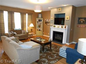 1111 Hampton Park Dr, High Point, NC 27265 photo 8
