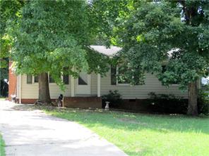 1409 Waterloo Dr, High Point, NC 27260 photo 1