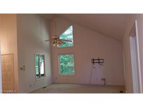 2510 Midview Dr, High Point, NC 27265 photo 3