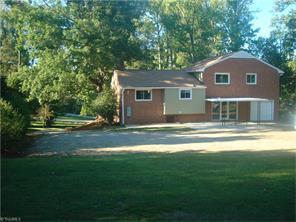 3719 Bentbrook Dr, High Point, NC 27265 photo 4
