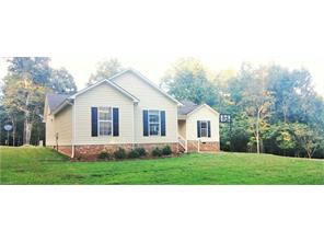 1645 Ross Wood Rd, Trinity, NC 27370 photo 4