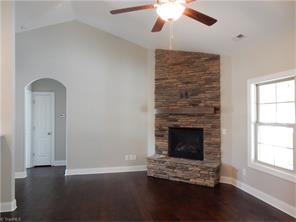 221 Pilot Bluff Dr, King, NC 27021 photo 5
