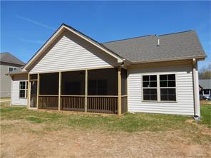 221 Pilot Bluff Dr, King, NC 27021 photo 14