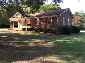 255 Pilot View Loop, Madison, NC 27025 photo 1