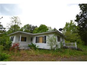 449 Crestwick Rd, Ramseur, NC 27316 photo 1