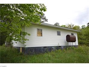 449 Crestwick Rd, Ramseur, NC 27316 photo 4
