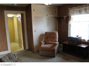 908 Unity St, Thomasville, NC 27360 photo 9