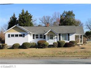 908 Unity St, Thomasville, NC 27360 photo 1