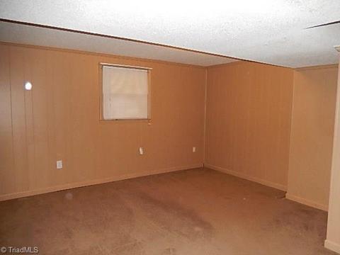 3857 Fox Meadow Rd, Trinity, NC 27370 photo 6