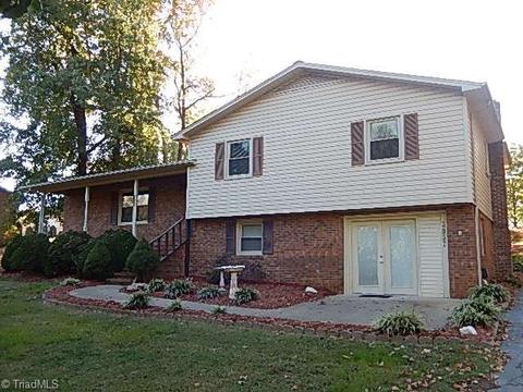 3857 Fox Meadow Rd, Trinity, NC 27370 photo 3