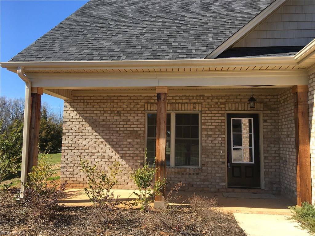 105 Shining Way, Trinity, NC 27370 photo 3