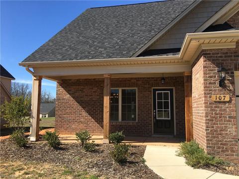 107 Shining Way, Trinity, NC 27370 photo 2
