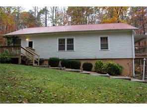 171 Glendale Dr, Elkin, NC 28621 photo 4