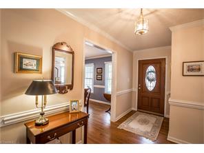 1206 Suncrest Dr, High Point, NC 27265 photo 4
