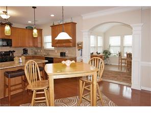 2664 Lamplight Cir, High Point, NC 27265 photo 8
