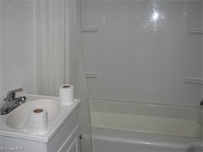 266 E Third St, Denton, NC 27239 photo 12