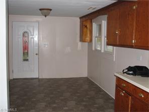 266 E Third St, Denton, NC 27239 photo 8