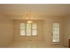 4004 Grind Stone Ct, High Point, NC 27265 photo 4