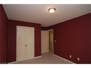 4004 Grind Stone Ct, High Point, NC 27265 photo 14