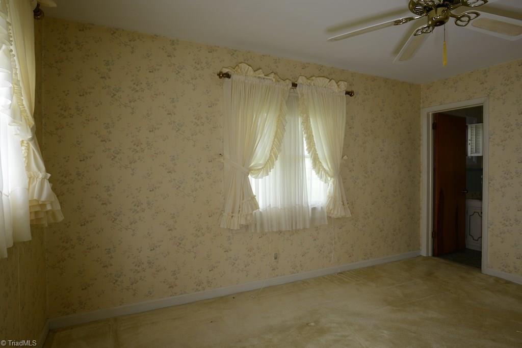 710 Summit Rd, High Point, NC 27265 photo 17