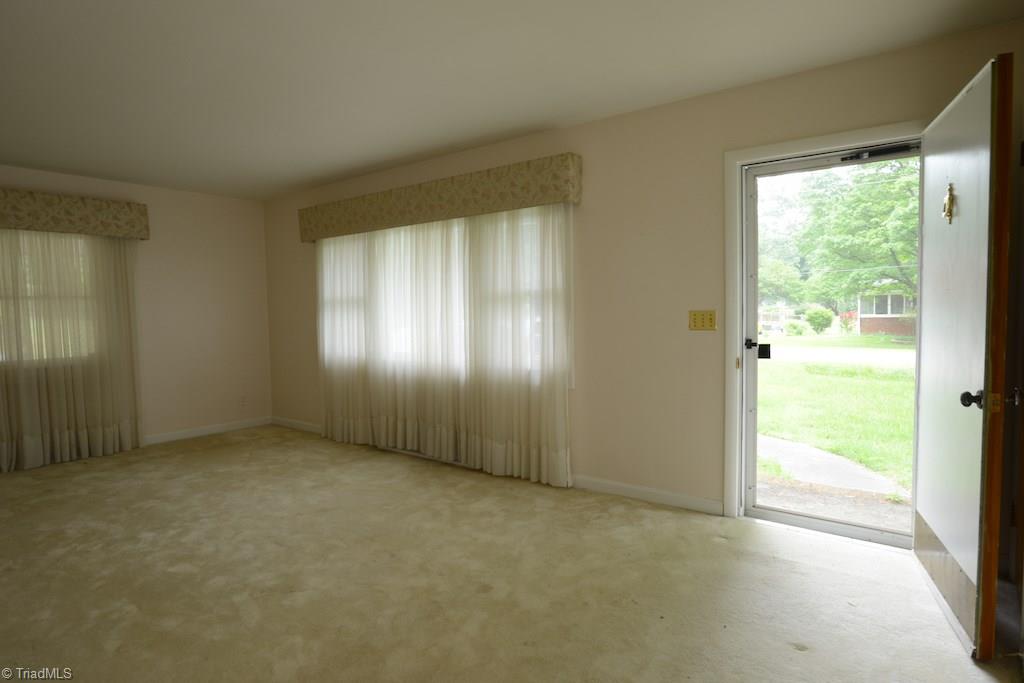 710 Summit Rd, High Point, NC 27265 photo 7