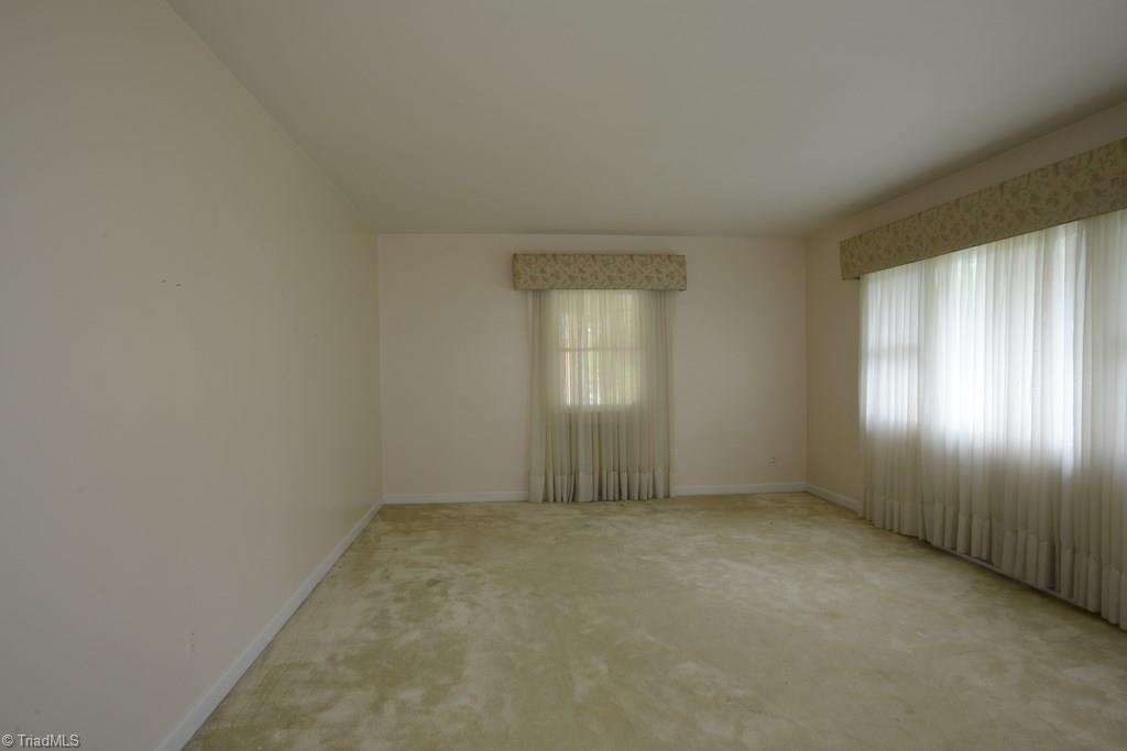 710 Summit Rd, High Point, NC 27265 photo 8
