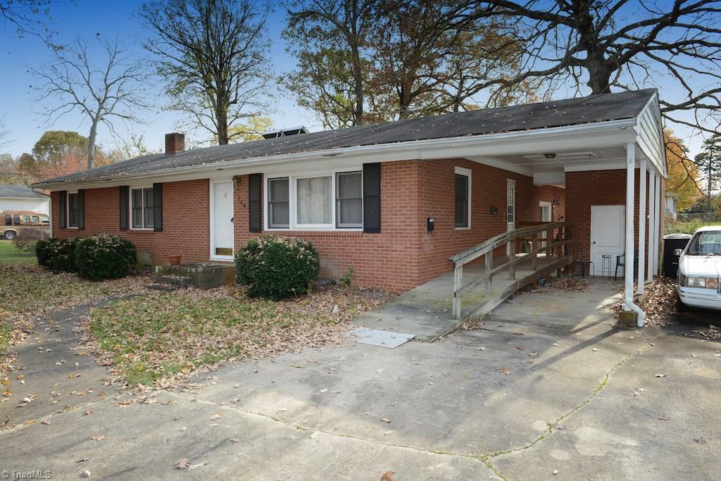 710 Summit Rd, High Point, NC 27265 photo 2