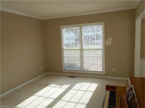 1221 Heatherbrook Dr, High Point, NC 27265 photo 11